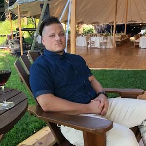 Meet your Posher, Noah thomas